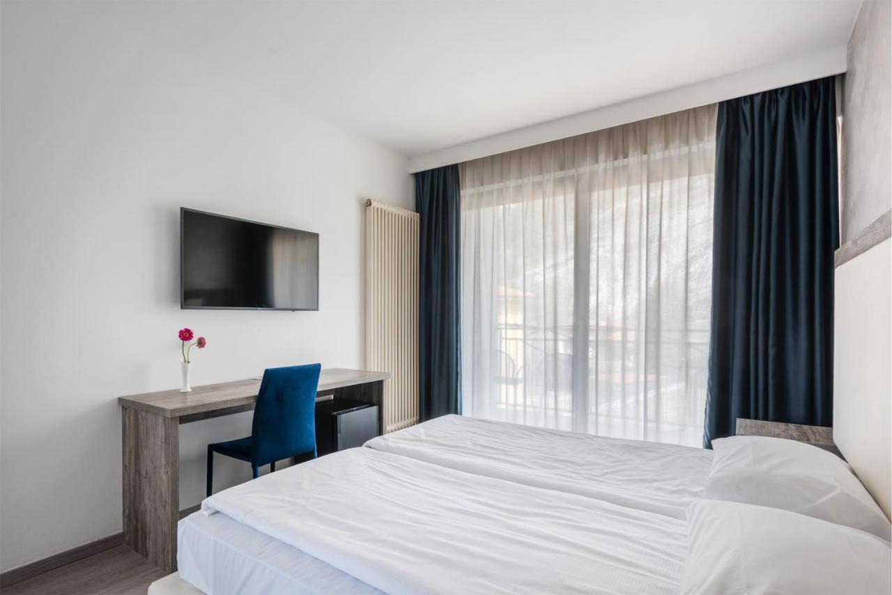 Hotel De Nac Torbole Sul Garda Exteriér fotografie