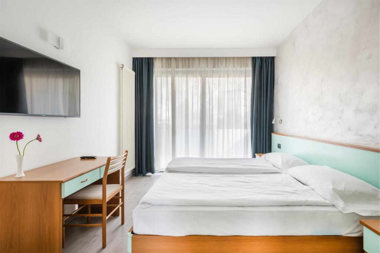 Hotel De Nac Torbole Sul Garda Exteriér fotografie