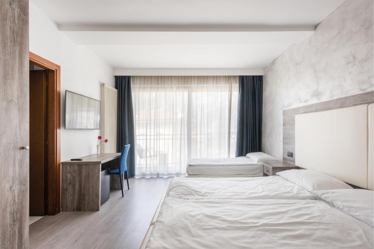 Hotel De Nac Torbole Sul Garda Exteriér fotografie