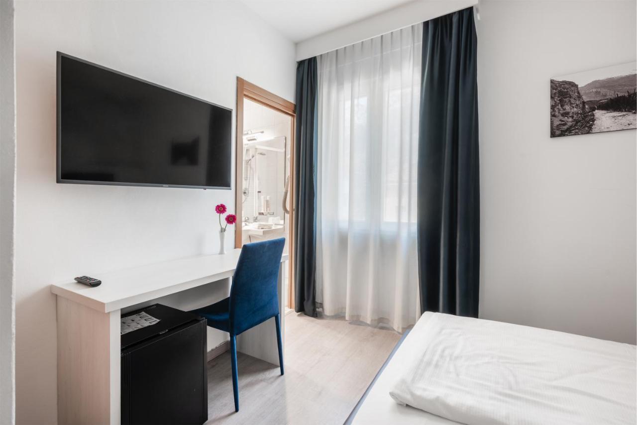 Hotel De Nac Torbole Sul Garda Exteriér fotografie