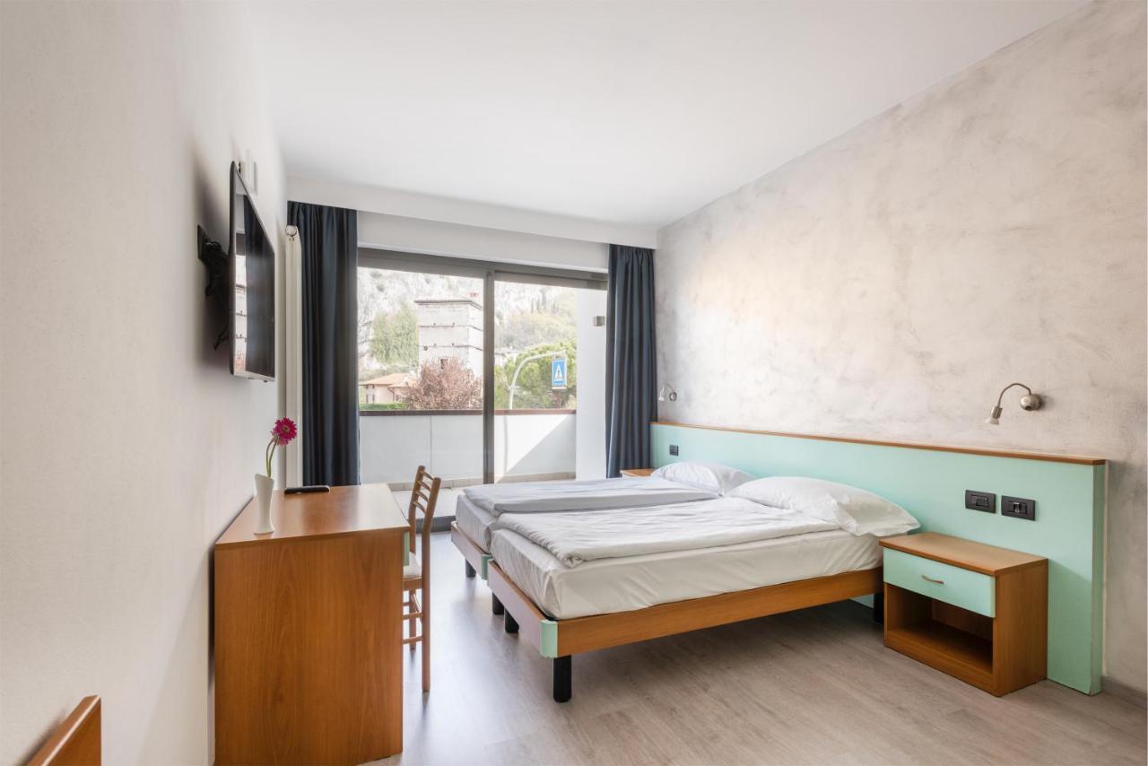 Hotel De Nac Torbole Sul Garda Exteriér fotografie