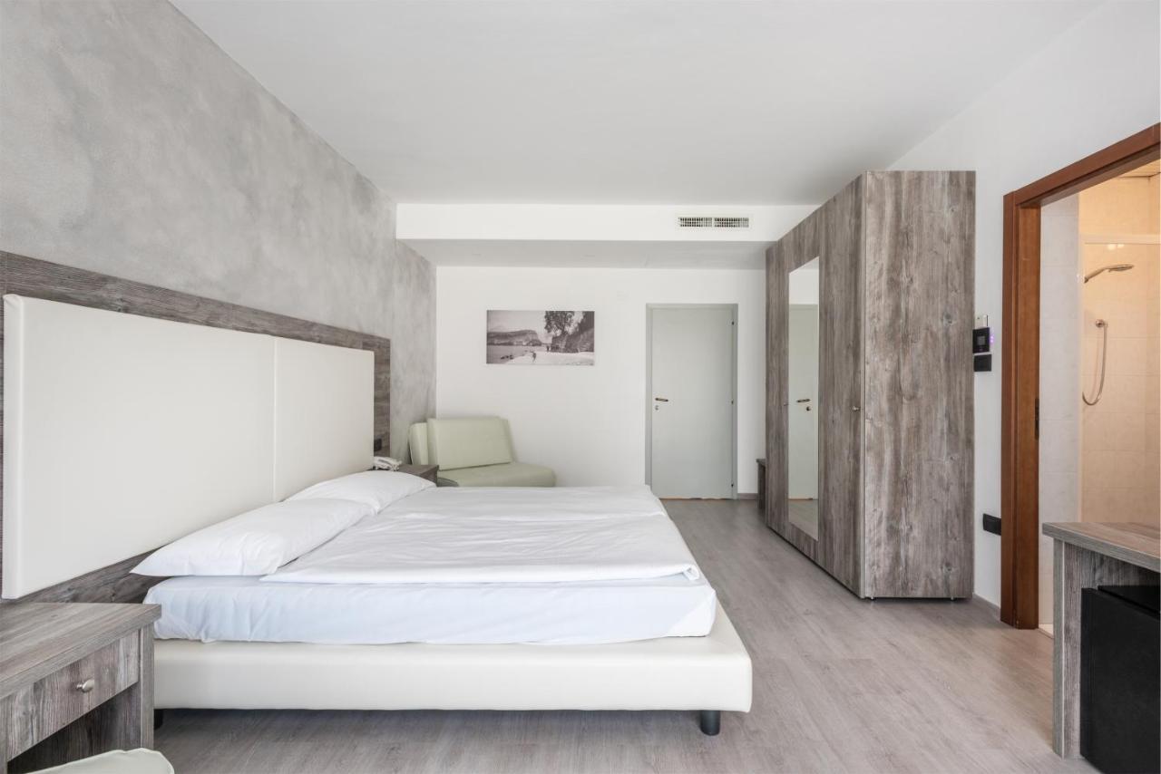 Hotel De Nac Torbole Sul Garda Exteriér fotografie